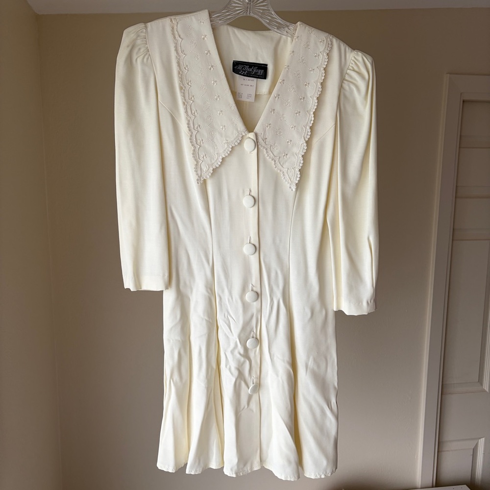 Vintage 80s All That Jazz Large Pointed Embroidered Lace Collar Mini Dress